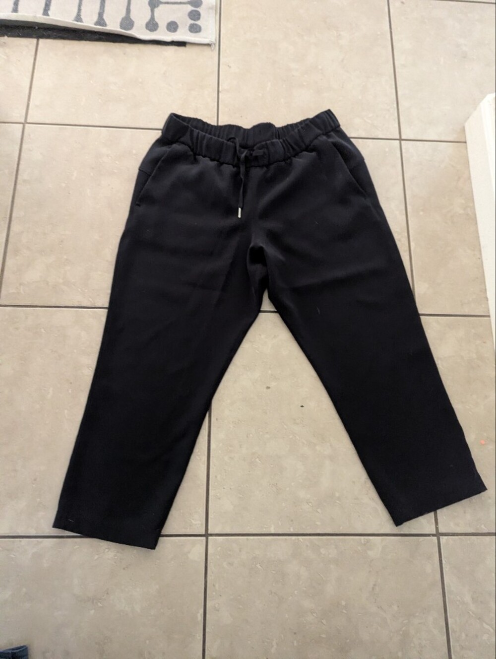 lululemon athletica Black Cropped Drawstring Pants